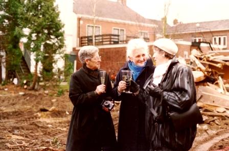 Betty L. Mine Wolsink en Door Dickman WH