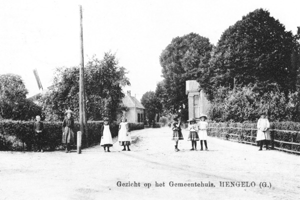 2 Raadhuisstraat Hengelo voor 1910 WL